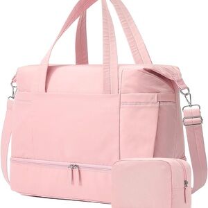 Pink Weekender Bag / Travel Tote/ Overnight bag gym bag NWT